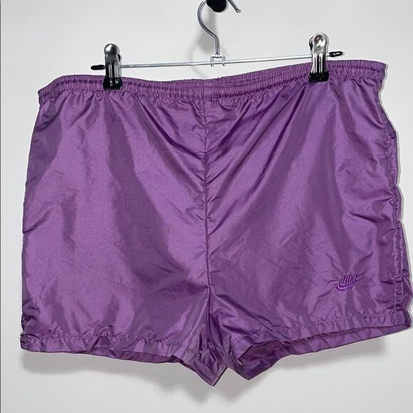 Nike Purple Athletic Shorts Lightweight Relaxed Fit - Picture 1 of 7